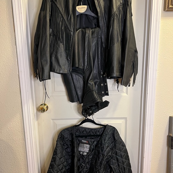 2x Lady’s Leather Jacket Awesome Bikers heavy.    Very nice really heave - Picture 12 of 14